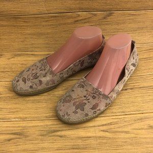 The Flexx women creamy pink with flowery metallic print slip on flats, 10